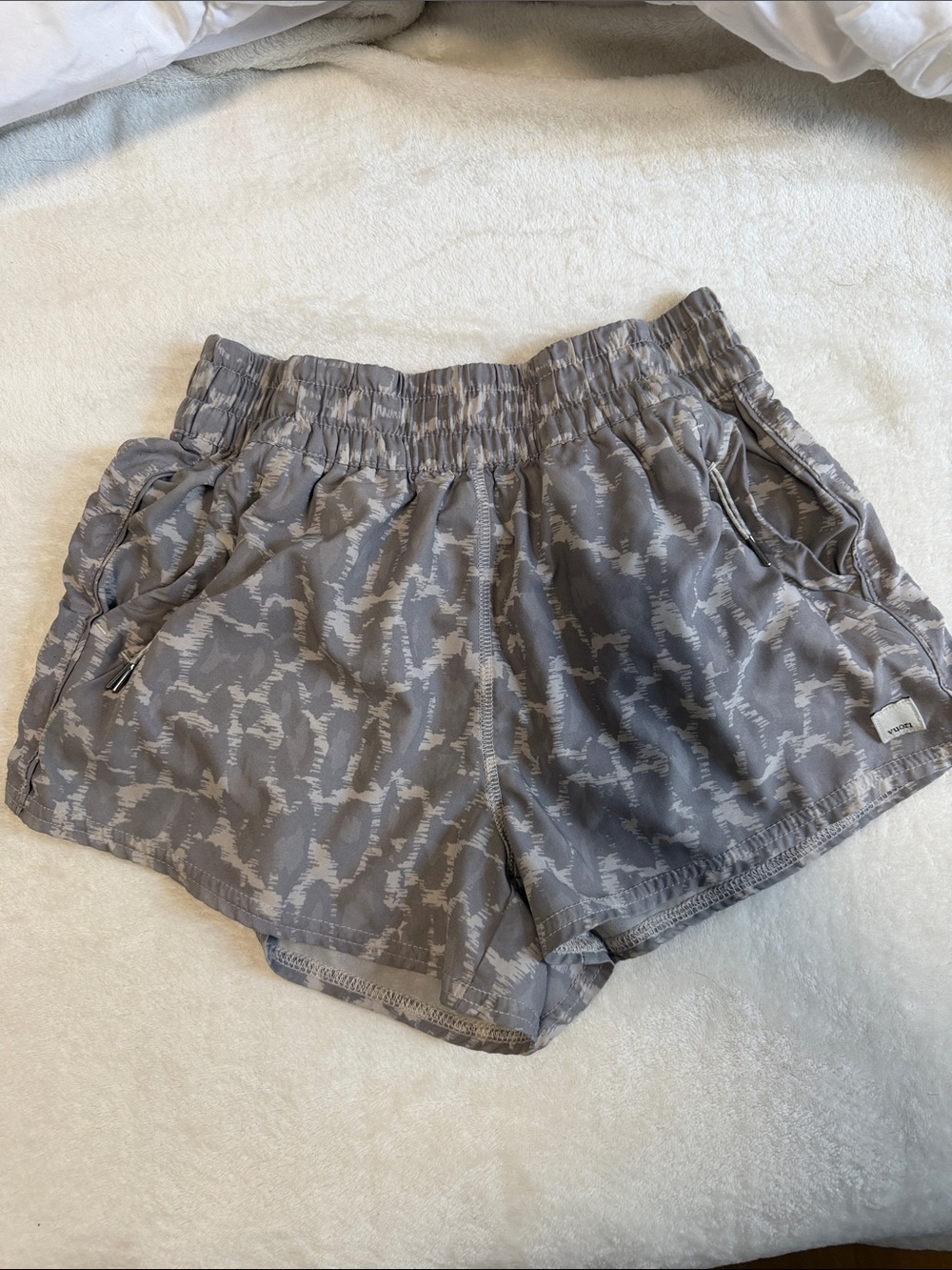 Vuori Gray Patterned Athletic Shorts